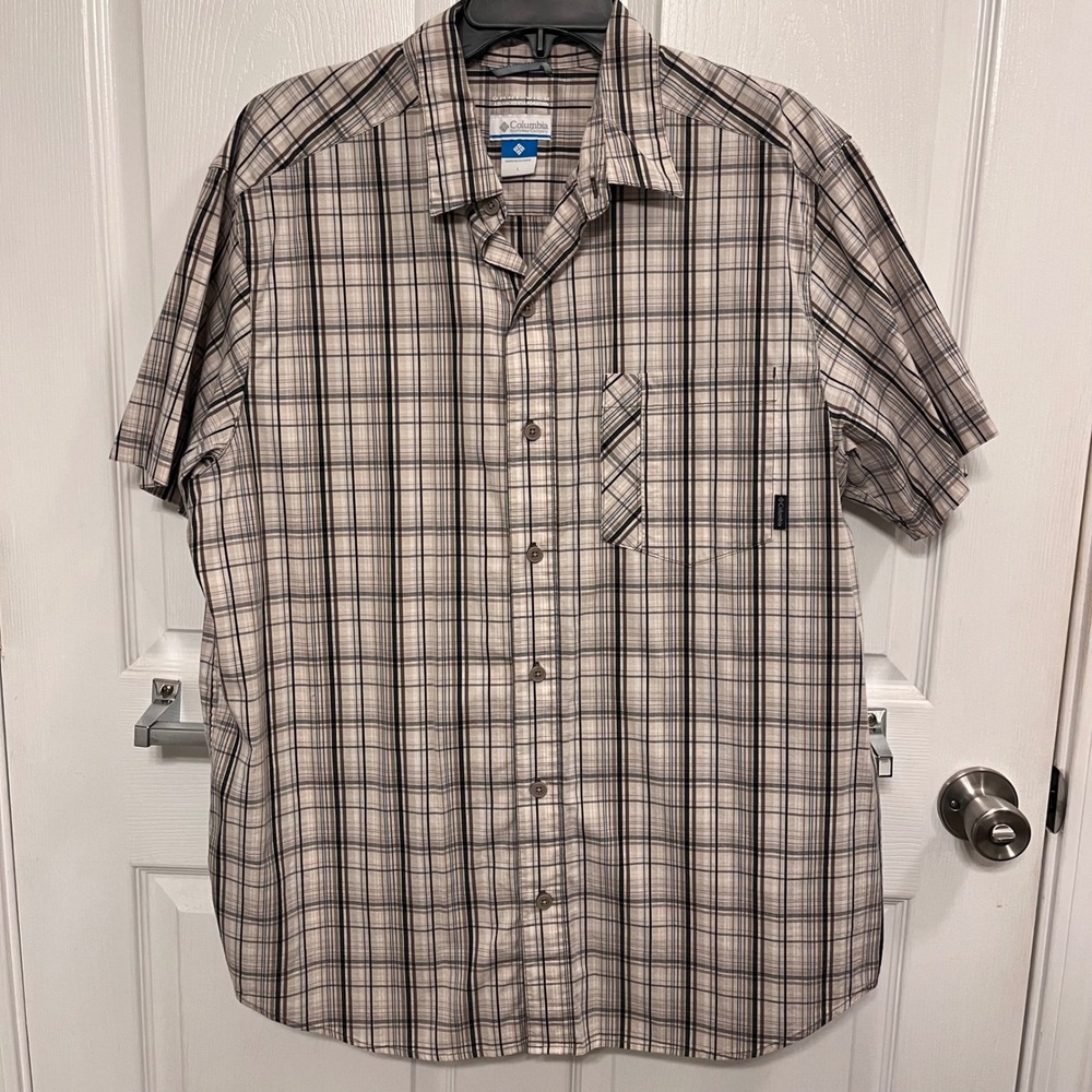 Columbia Omni-Wick Mens Large Tan Black Plaid Short Sleeve Button Down Shirt